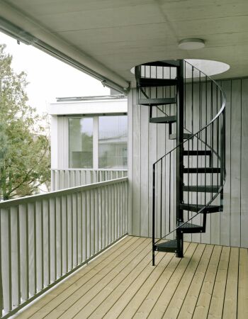 Mandernde Wohnbebauung in Basel von Degelo Architekten