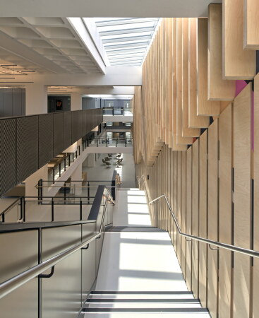 Universit�tsumbau von WilkinsonEyre in London