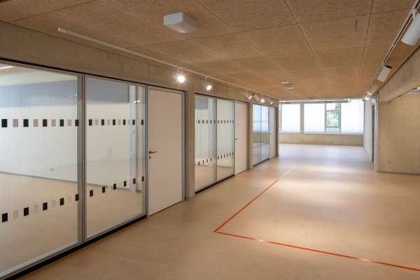 Gesamtschule von Hausmann Architekten in Köln-Rodenkirchen