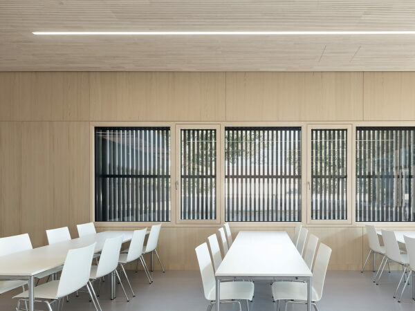 Mensa in Stuttgart von walter huber architekten