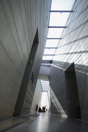 Zentrum fr Hhlenkunst Lascaux von Snhetta