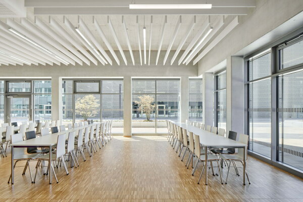 Schule in Nrnberg von Ackermann+Renner