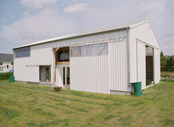 c/o now: Wohnhaus Where the Wild Morels Grow , Gro Kreutz  Schmergow