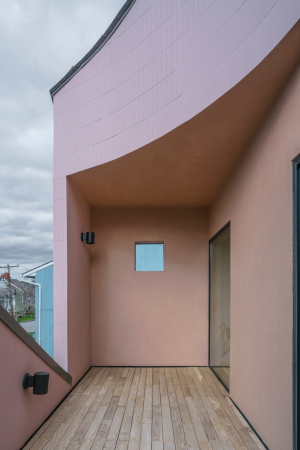 Wohnhauserweiterung von Architensions auf Long Island