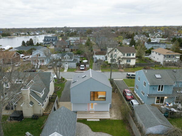 Wohnhauserweiterung von Architensions auf Long Island