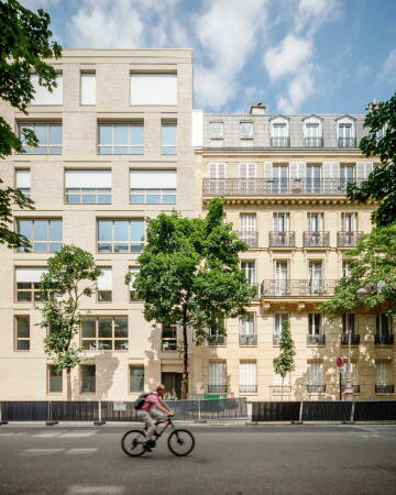 Schule von Bien Urbain und Fayolle Pilon in Paris
