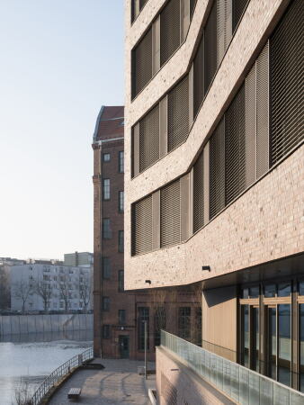 Brogebude von Bollinger + Fehlig in Berlin