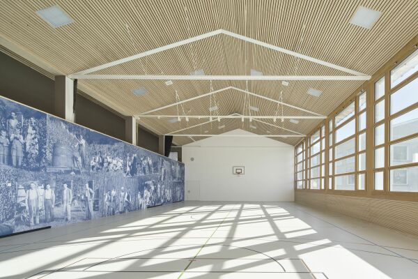 Anerkennung: Sanierung und Erweiterung Mehrzweckgebude in Flsch (CH)