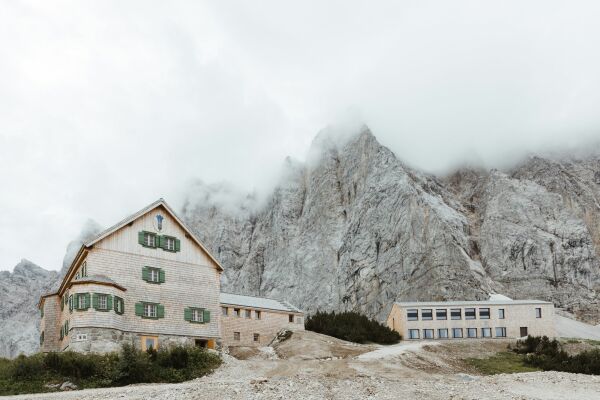 3. Preis: Generalsanierung Falkenhtte in Hinterri (AT)