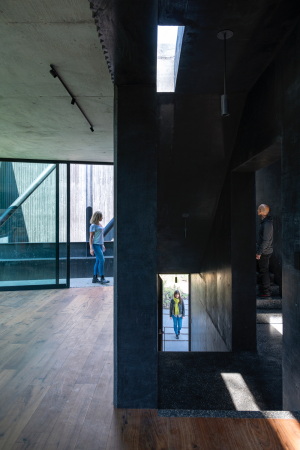 Villa in Ciudad L�pez Mateos von Rojkind Arquitectos