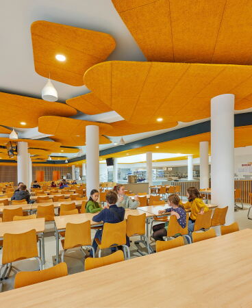 Deutsch-franz�sische Schule in Buc von Behnisch Architekten