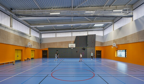 Deutsch-franz�sische Schule in Buc von Behnisch Architekten