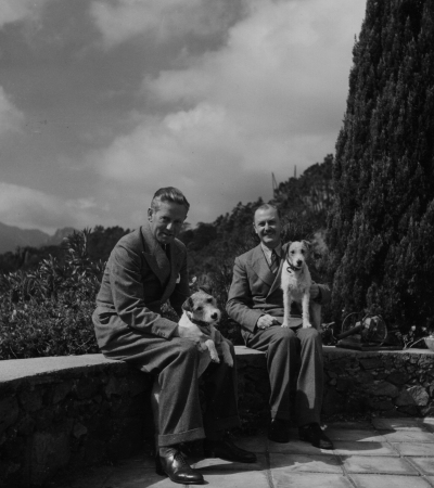 Architekt Barry Dierks und sein Lebensgefhrte Eric Sawyer an ihrem Haus Le Trident an der Cte d'Azur