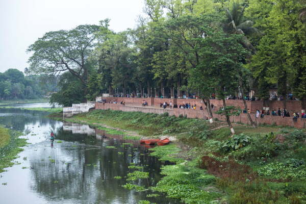 Urban River Spaces in Jhenaidah (Bangladesch) von Co.Creation Architects/Khondaker Hasibul Kabir, Suhailey Farzana