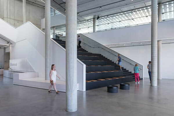 Unternehmenszentrale in Augsburg von HENN