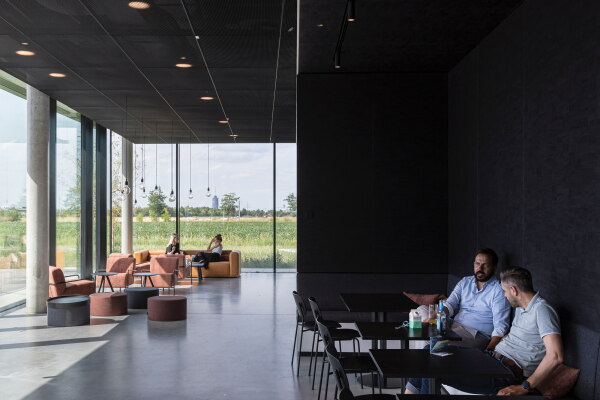 Unternehmenszentrale in Augsburg von HENN