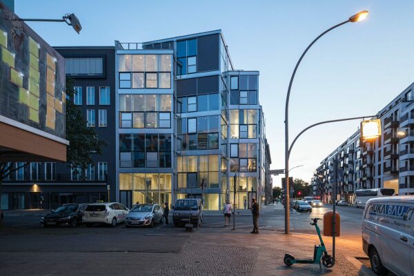 Baugruppenhaus in Berlin von June14