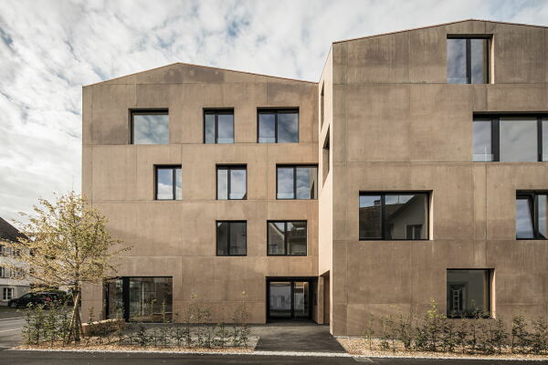 Mehrfamilienhaus M44 in Dornbirn, �sterreich von Baumschlager Hutter Partners (Dornbirn), Bauherr: raumvier projektentwicklung