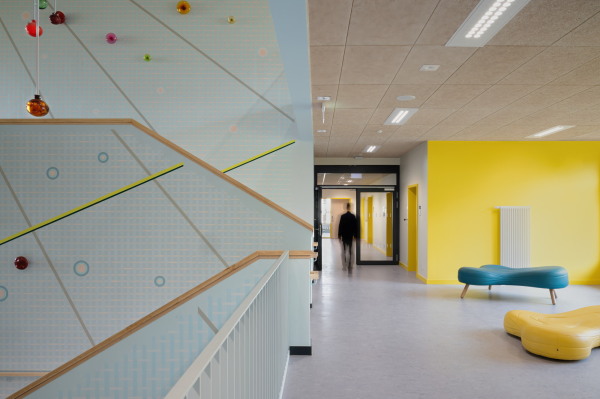 Grundschule in Berlin von Numrich Albrecht Klumpp