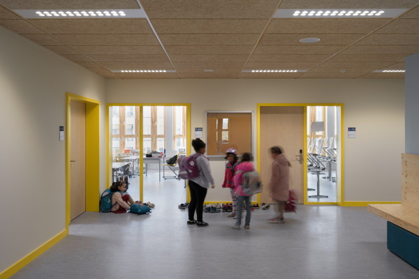 Grundschule in Berlin von Numrich Albrecht Klumpp