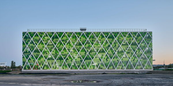 Parkhaus mit Energiezentrale von asp Architekten