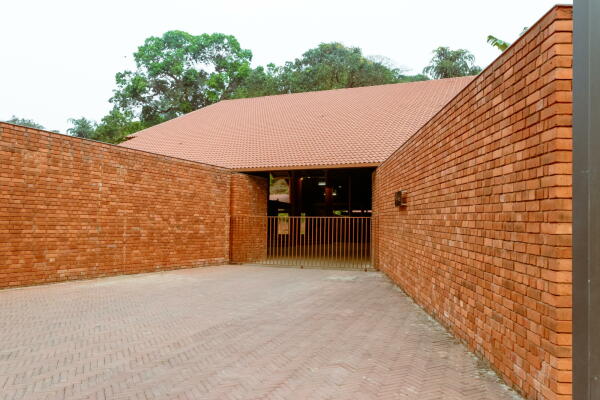 Interreligises Bestattungszentrum in Goa von Rahul Deshpande and Associates