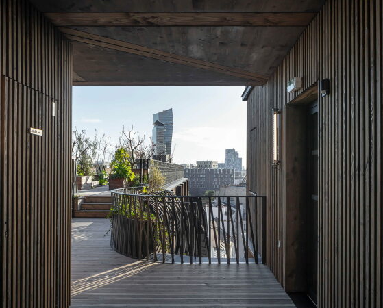 Wohn- und Gewerbebau von Atelier Architecture Vincent Parreira