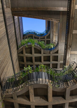 Wohn- und Gewerbebau von Atelier Architecture Vincent Parreira