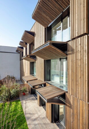 Wohn- und Gewerbebau von Atelier Architecture Vincent Parreira