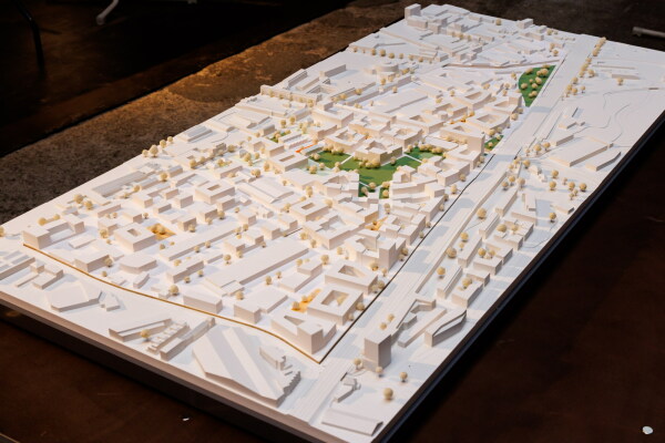 2. Preis: Teleinternetcafe mit Treibhaus Landschaftsarchitektur