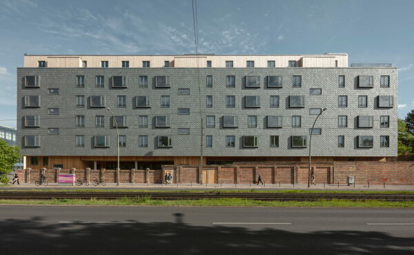 1. Preis Nachhaltiger Wohnungsbau: Walden 48 in Berlin von Scharabi Architekten mit Anne Raupach