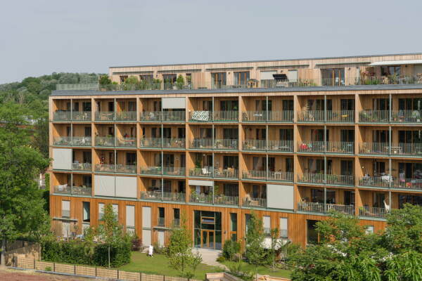 1. Preis Nachhaltiger Wohnungsbau: Walden 48 in Berlin von Scharabi Architekten mit Anne Raupach