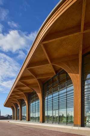 Multifunktionszentrum in Meerstad von De Zwarte Hond