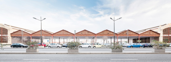 Preis des Jahres 2019: Sanierung und Umbau einer Lagerhalle in Valncia von rellam Architekten