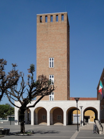 Pomezia, Rathausturm