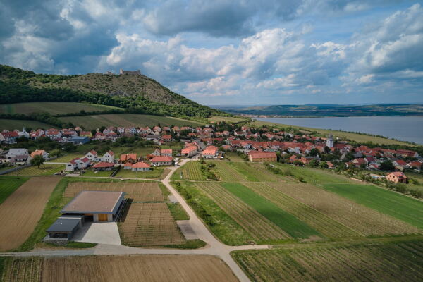 Weinerei in M�hren von Atelier Stepan