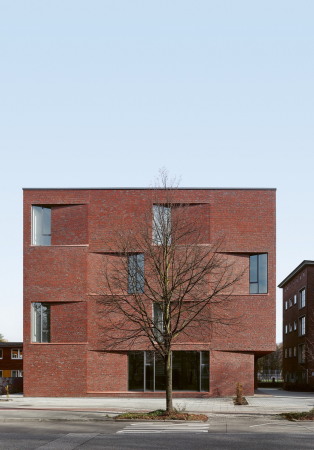 Ein erster Preis: Das Atelierhaus der Hochschule fr Bildende Knste von Winking  Froh Architekten