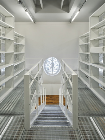 Magazin Contemporain-Aile Vivienne