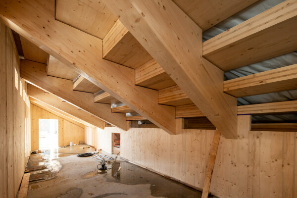 Ausbildungszentrum in Ditzingen von Barkow Leibinger im Bau