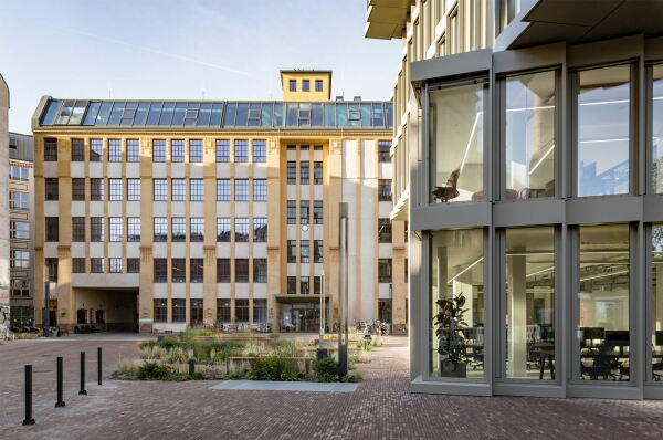 Umbau und Erweiterung von GRAFT