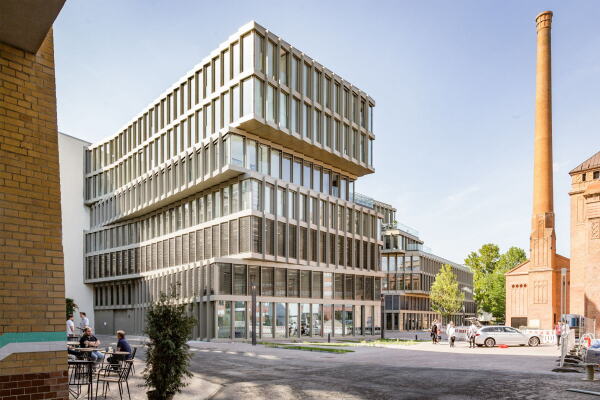 Umbau und Erweiterung von GRAFT