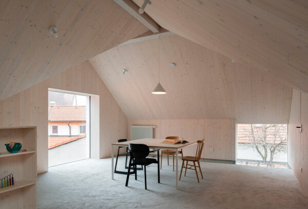 Gewinnerprojekt: Kozina House in Trhov Sviny von Atelier 111 architekti