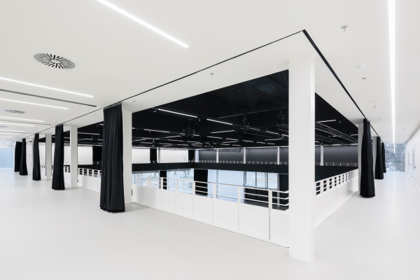 Pavilion Z in Ceske Budejovice von A8000