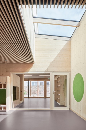 Kita und Familienzentrum von Bez + Kock Architekten in Miltenberg