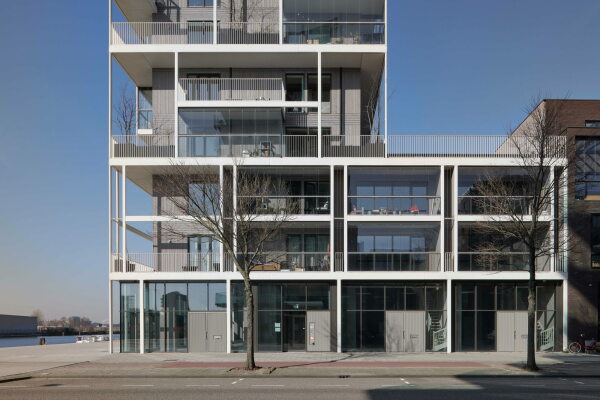 Wohnhochhaus von Olaf Gipser Architects