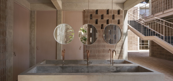 Kulturzentrum in Mexiko-Stadt von Rozana Montiel