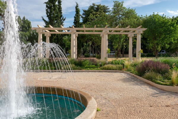 Gartengestaltung von AREA in Athen