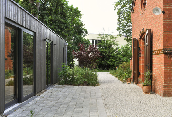 Umbau in Potsdam von Mller-Stler und Hll Architekten