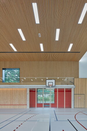 Sporthalle von consequence forma architects