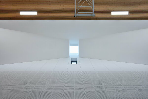 Sporthalle von consequence forma architects